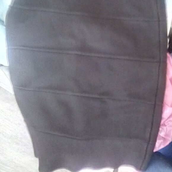 BCGB XS Black Skirt - Picture 4 of 5